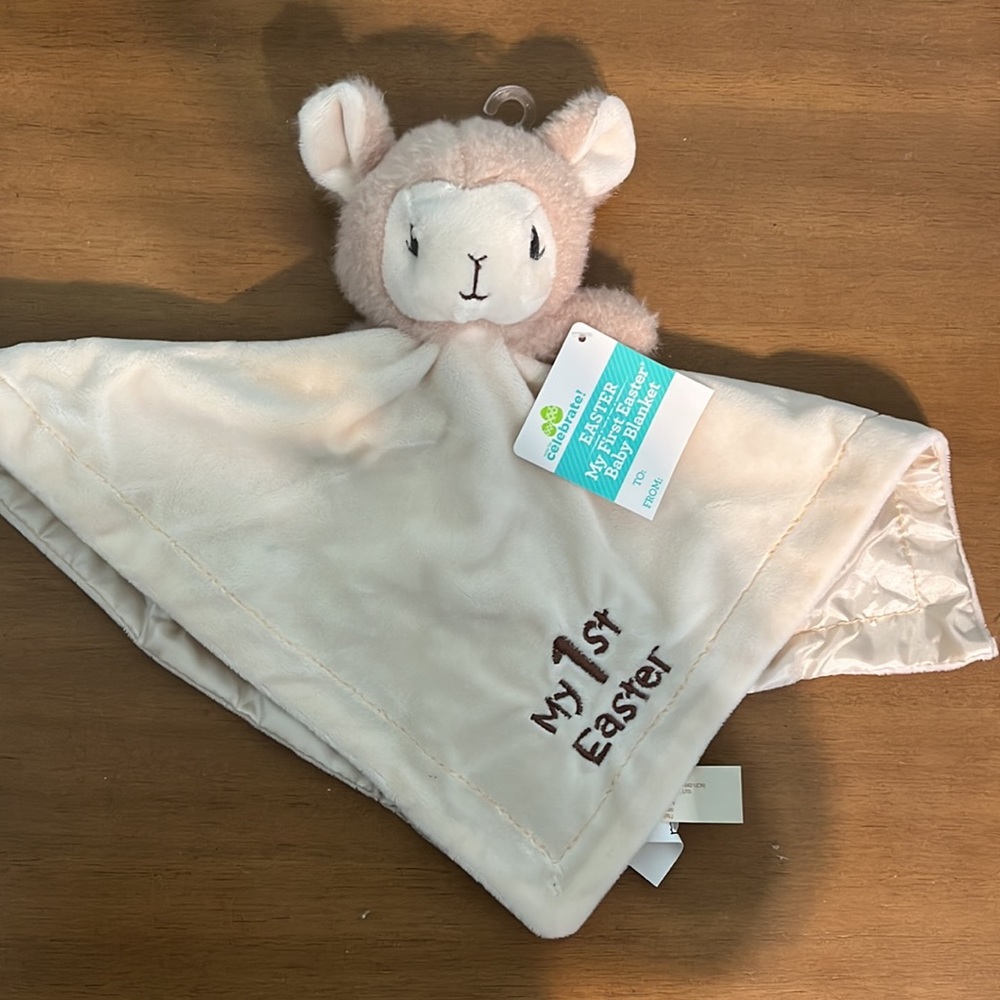 Lamb bundle of Easter basket stuffers - Picture 2 of 4